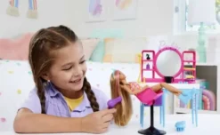 Barbie - Frisørsalon Med Totally Hair Dukke Og Tilbehør