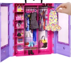 Barbie Klædeskab Med Bøjler - Fashionistas