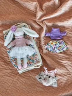 Bloomingville Mini - Milly Kludedukke Legesæt - Kanin