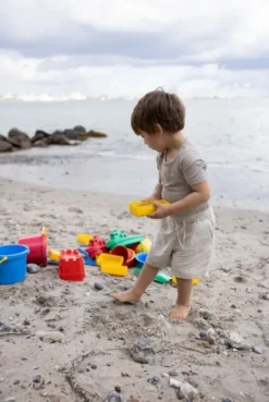 Dantoy - Strandsæt Til Børn - Inkl. Spand, Si, Skovl, Rive - 8 Dele