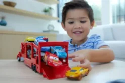 Disney Cars - Mack Transporter - 33 CM
