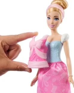 Disney Princess - Askepot Dukke Med 2 Sæt Tøj