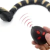 Fjernstyret Slange - Cobra - Swing & Attack - Real Wild - 39 CM