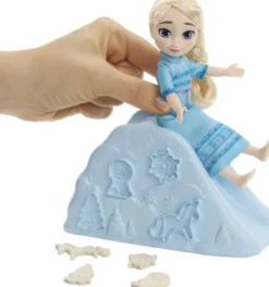 Frozen - Young Elsa's Snow Playground Dukke - Mattel Jjp87