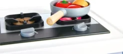 Hape - Deluxe Kitchen With Running Water - Legekøkken
