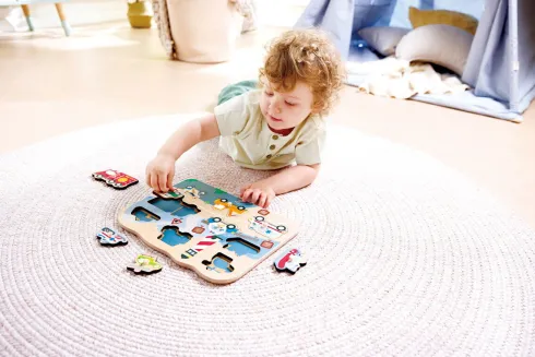 Hape - Emergency Peg Puzzle - Knoppuslespil Med Køretøjer