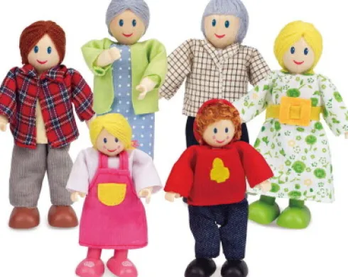 Hape - Happy Family - 6 Caucasian Dukker I Træ