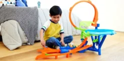 Hot Wheels - Stunt Tracks Mid-Air Crash - Bilbane Inkl. 1 Bil