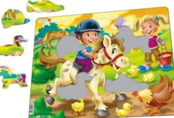 Larsen Puslespil - Bondegård - Børn Med Pony - 16 Brikker