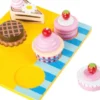 Legemad I Træ Med Velcro - Cupcakes Og Tørkager - Small Foot