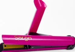 Legetøjs Glattejern Og Holder - Hair Style Salon