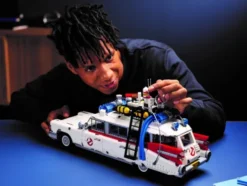Lego Creator Expert - Ghostbusters Ecto-1 Bil - 10274