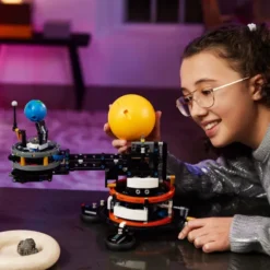 Lego Technic Space - Jorden Og Månen I Kredsløb - 42179