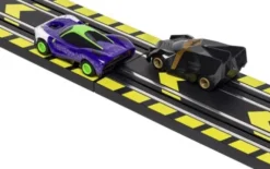 Micro Scalextric - Racerbane Med Loop - Batman Vs Joker