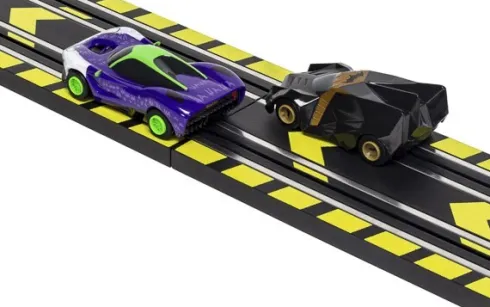 Micro Scalextric - Racerbane Med Loop - Batman Vs Joker