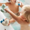 Oli & Carol - Badeand - Flo The Floatie Navy