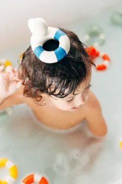 Oli & Carol - Badeand - Flo The Floatie Navy