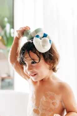 Oli & Carol - Badeand - Flo The Floatie Navy