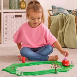 Peppa Pig - Whizz Around Peppa Red Car