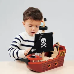 Piratskib Legetøj - Fishbones - Inkl. 3 Sømænd - Træ - Mentari