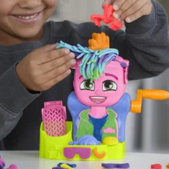 Play-Doh - Hair Stylin Salon - Frisørsalon Modellervoks Legesæt