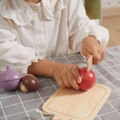 Polarb - Cutting Vegetables - Grøntsager Legemad I Træ - 14 Dele