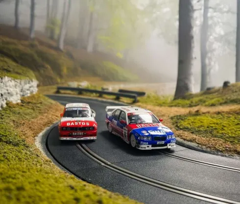 Scalextric C4587A - 24H Spa Winners Bmw Twin Pack - Legends