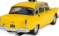 Scalextric C4606 - James Bond Checker Taxi Cab Bil - 1:32