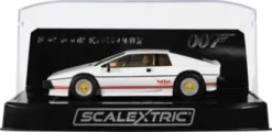 Scalextric C4631 - Lotus Esprit Turbo White - James Bond - 1:32