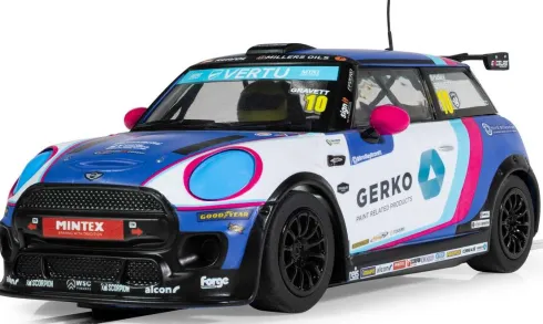 Scalextric C4410 - Mini Cooper F56 - Bradley Gravett 2024 - 1:32