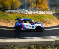 Scalextric C4410 - Mini Cooper F56 - Bradley Gravett 2024 - 1:32