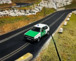 Scalextric - Volkswagen Golf Mk1 - Polizei - 1:32 - C4572