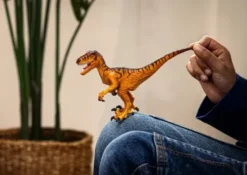 Schleich Dinosaurs - Velociraptor - 15045