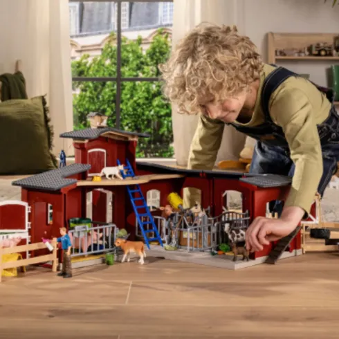 Schleich Stald - Gedestald Med Tilbehør - 42726