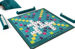 Scrabble 2 I 1 - Spil
