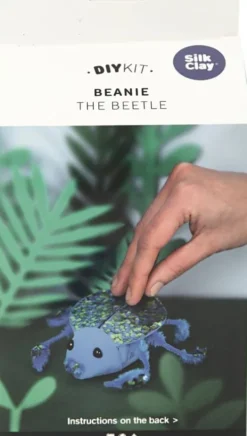 Silk Clay - DIY Kit - Billen Beanie - Blå