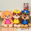 Skye Bamse - Paw Patrol - Tag Med På Tur Bamse - 33 CM