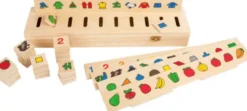 Sorteringsspil Med Geometriske Figurer - Small Foot