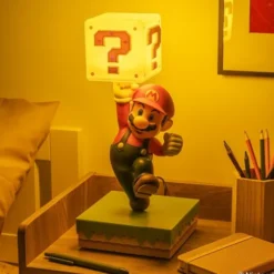 Super Mario Diorama Light