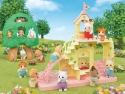 Sylvanian Families - Legeplads Inkl. 1 Figur - 5319