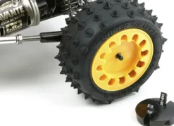 Tamiya - Avante 2011 R/C Fjernstyret Bil Byggesæt - 1/10 - 58489