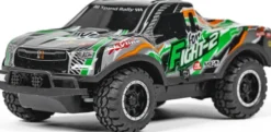 Tec-Toy - Fight-2 R/C Bil Med Lys - 1:24 - 10 Km/T - 2,4 Ghz - Grøn