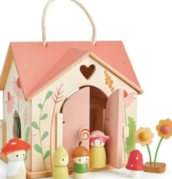 Tender Leaf - Dukkehus - Rosewood Cottage