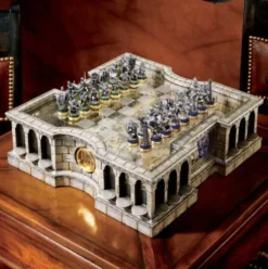The Lord Of The Rings - Collector's Chess Set