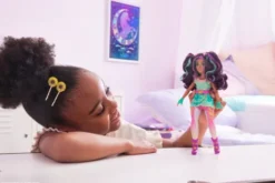 Unicorn Academy - Enhjørningeakademiet Modedukke 24 CM - Ava