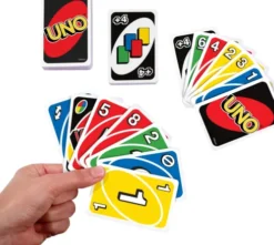 Uno Kort Spil - Kortspil For Hele Familien