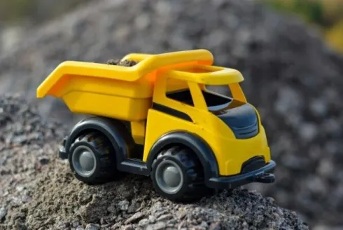 Viking Toys - Might Tipper Truck - 130042